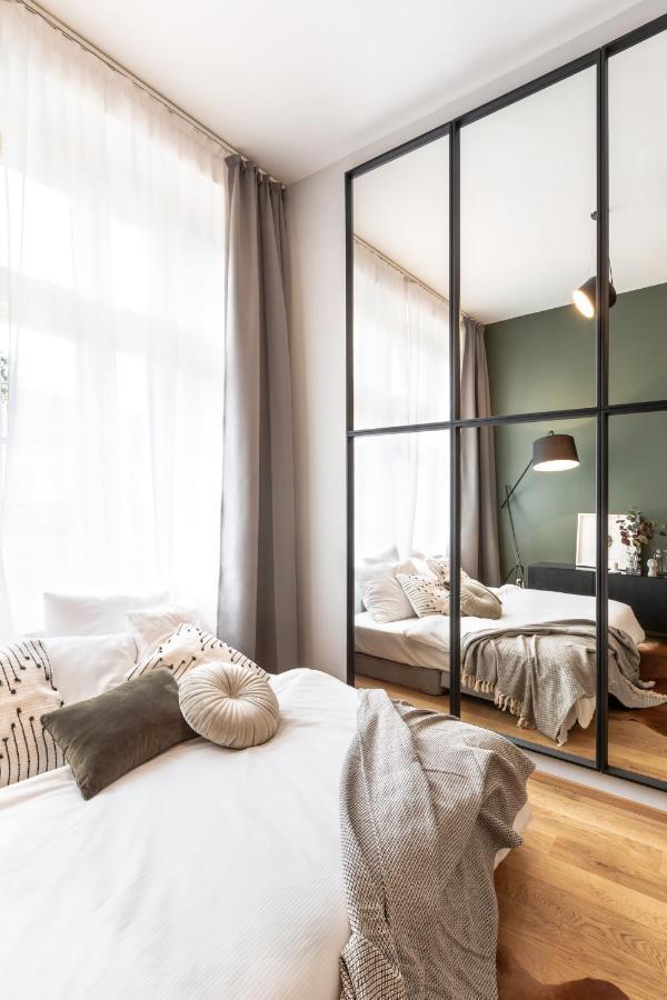 Turnkey I Main Bus Station Apartments Praha Bagian luar foto