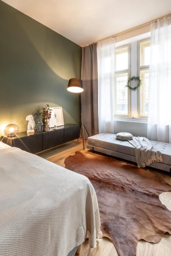 Turnkey I Main Bus Station Apartments Praha Bagian luar foto